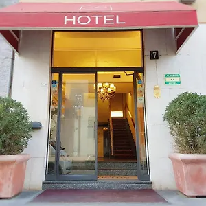 Boston Hotel